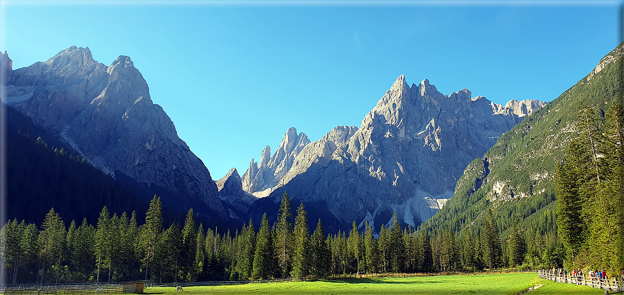 foto Rifugio Zsigmondy-Comici